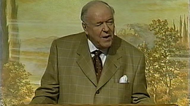 Kenneth E Hagin - 2003 0313 AM - Murrieta, CA смотреть онлайн