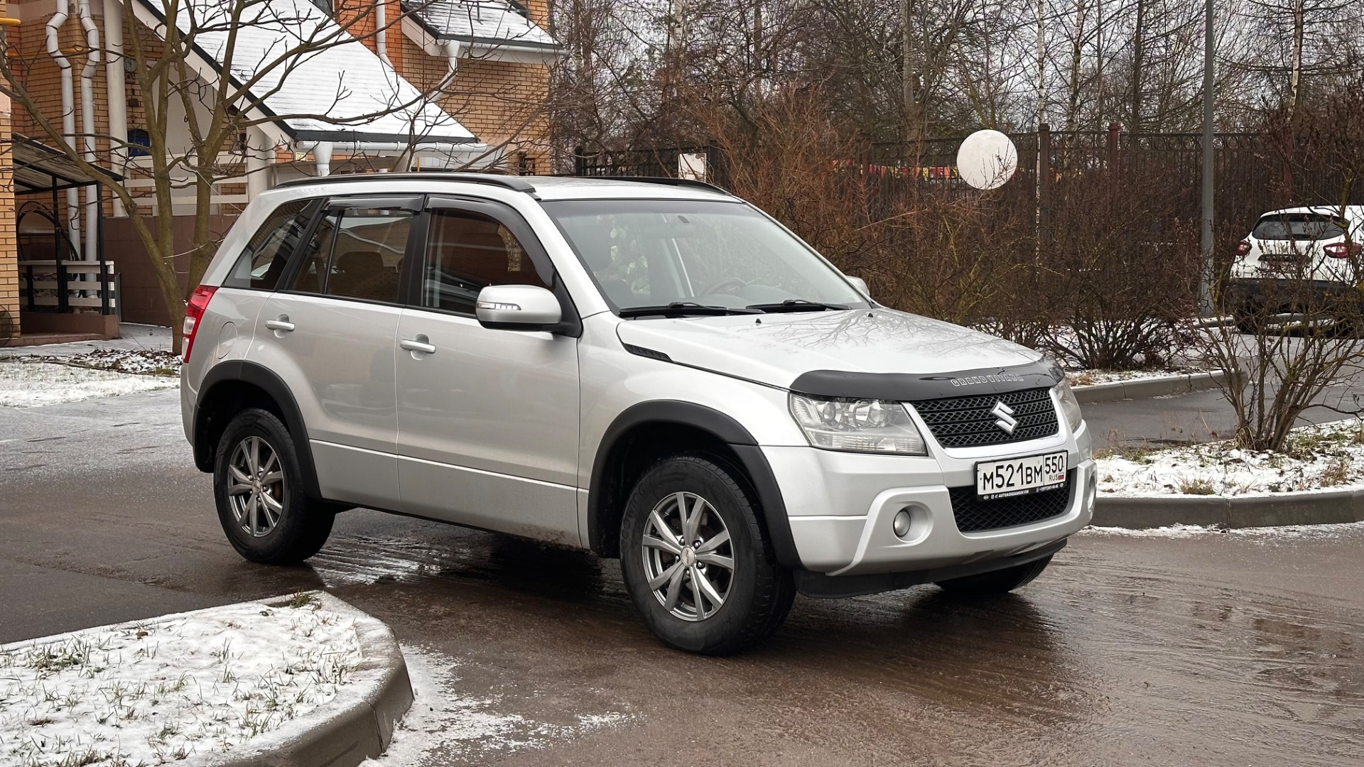 Suzuki Grand Vitara 2.0 АКПП 2010г 168.000км