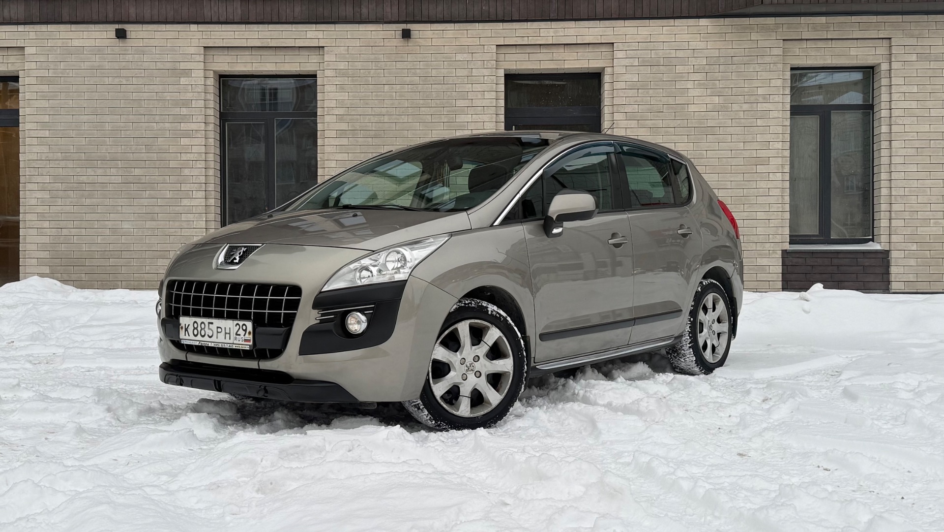 Кроссовер до 600 смотреть онлайн