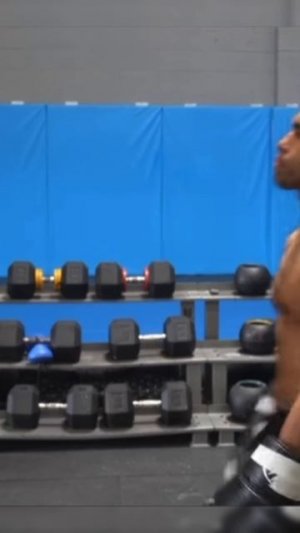 Кто сильнее Качок или БОЕЦ?!