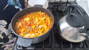 БОЛГАРСКАЯ ЯХНИЯ С ТЕФТЕЛЯМИ. ОТЛИЧНЫЙ ОБЕД ИЛИ УЖИН?