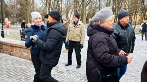 14.12.25г..."У КАССЫ ВОКЗАЛА"...