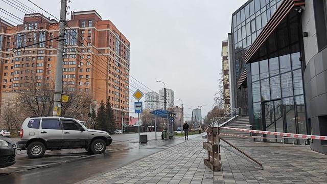 Мервинская 2б, трафик.mp4 смотреть онлайн