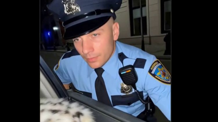 Eins, Zwei, Polizei (Mo-Do) клип смотреть онлайн