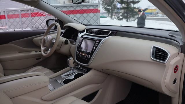 Nissan Murano смотреть онлайн
