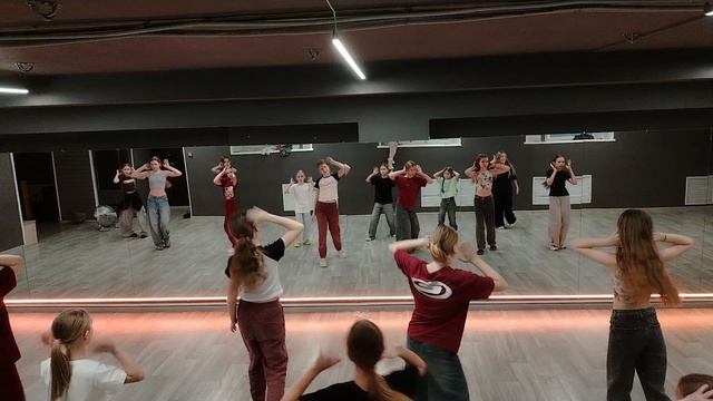 Spagnetti-LE SSERAFIM