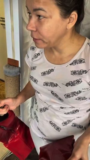 ЛЮБИМЫЕ КРАСНЫЕ САПОГИ ИРИШКИ ЧИКИ ПИКИ ОТПРАВЛЯЮТСЯ В РЕМОНТ!