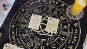 ♥️♣️ Вы и он. Червонная дама и крестовый король. Гадание на игральных картах