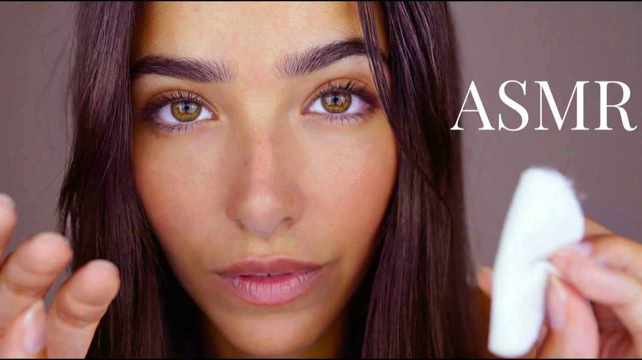ASMR Massaging Your Face (Lotion sounds, Face tapping, Face brushing, Cottons) смотреть онлайн