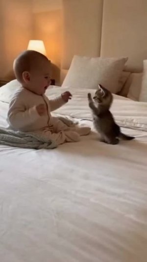 Два карапуза😸😇