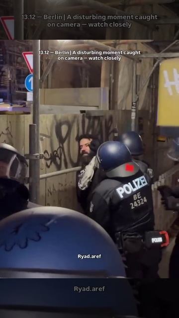#Германия #Протесты Полиция Берлина крепит адептов секты "Свободу Палестине" смотреть онлайн