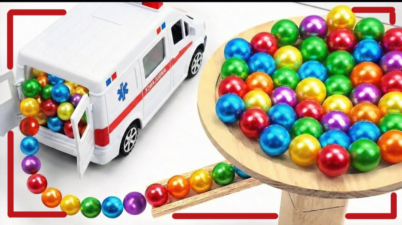 Мультики для детей. Яркая Машинка и Разноцветные шарики на трассе. Мультики малышам смотреть онлайн