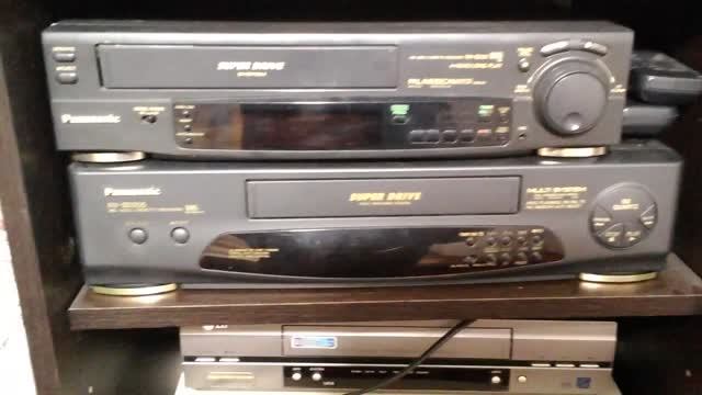 Panasonic NV-SD 20; Panasonic NV-SD 205; AKAI VS-G 205; JVC HR-J 627 MS; HITACHI VT-11EK. смотреть онлайн