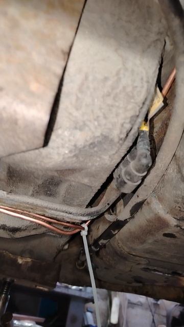 замена задних трубок тормозной магистрали Chevrolet Lanos