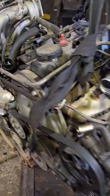 замена ДВС  #automobile #запчастибмв #mechanic #запчастииркутск #заменадвс