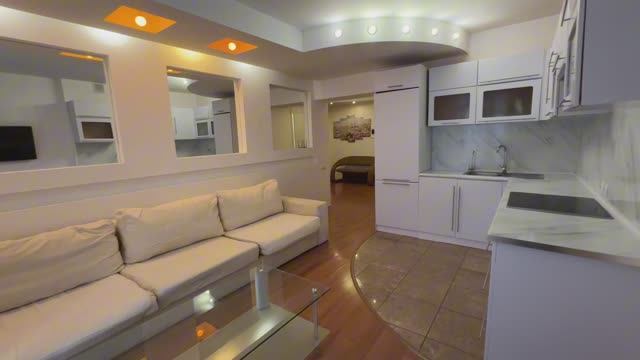 Продаётся квартира в г.Екатеринбург, ул. Вайнера, 21 смотреть онлайн