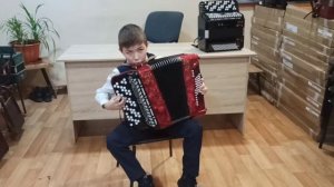 Б. Савельев. Песня о дружбе. 
Исполнитель: ученик 1-го класса МБУДО г. Донецка «ДМШ 4» Горшенин Макс