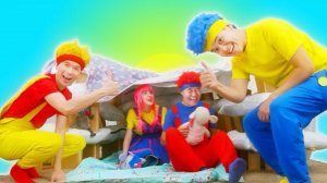 Строим ШАЛАШ из подушек