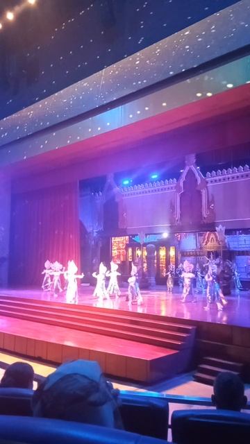 Так сражались воины Сиама — в танце! Танец богов в джунглях Таиланда: что скрывает шоу в Nong Nooch? смотреть онлайн