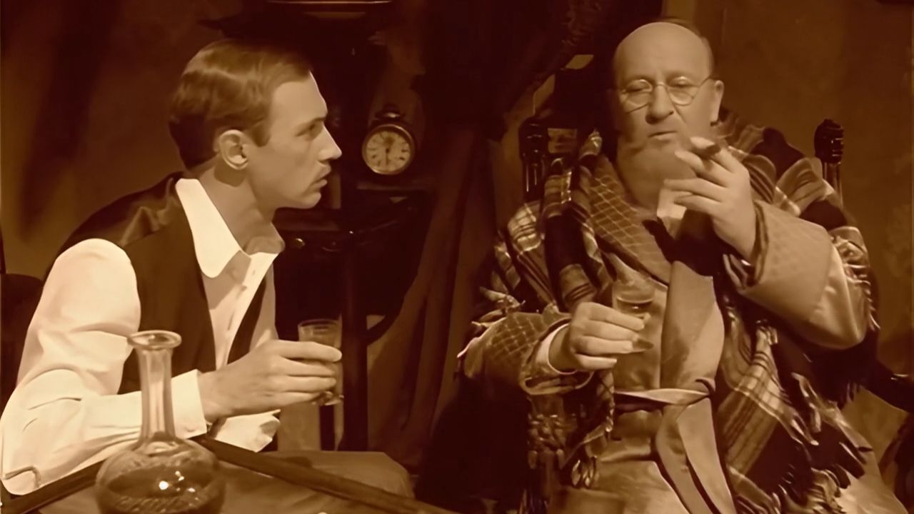 Должна ли женщина править Миром смотреть онлайн