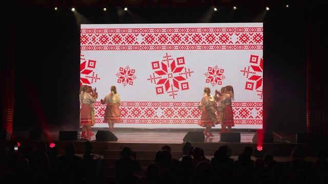 Хореографический коллектив Сороки "Кочо тыпыртон". Фестиваль Катюша 2025 смотреть онлайн