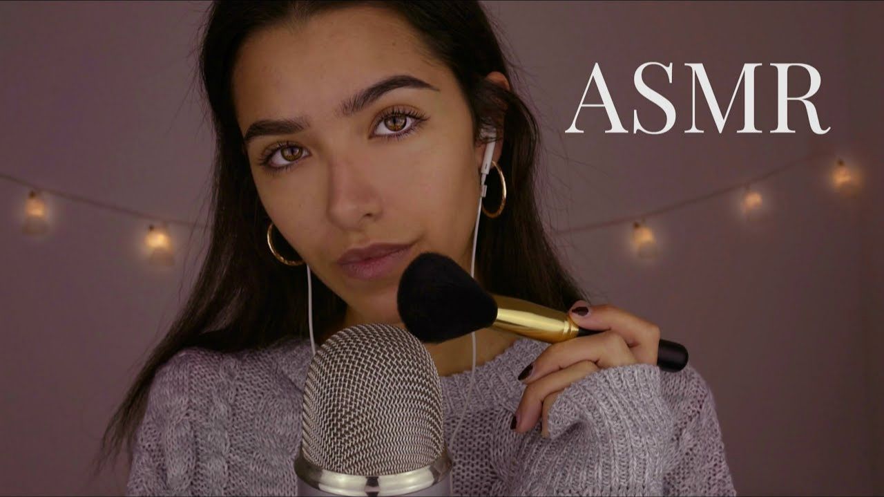ASMR Let Me Make You Sleepy! Mic Brushing & Soft Singing (Low Light) смотреть онлайн