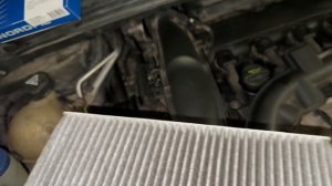 Замена салонного фильтра Citroen C4/DS4 Nordfil