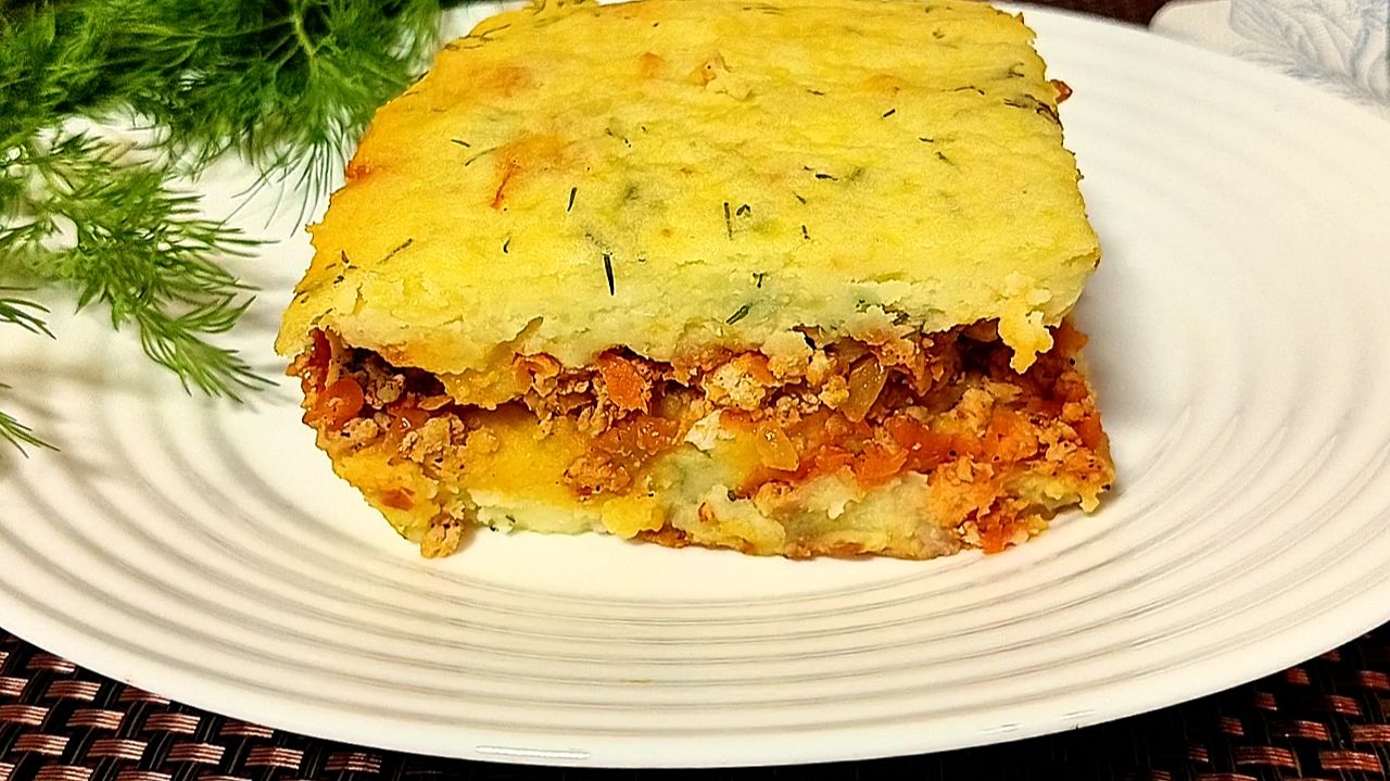 💥ПРОСТО и ВКУСНО! 🥘НЕЖНАЯ и АРОМАТНАЯ картофельная 🥩🥔ЗАПЕКАНКА С ФАРШЕМ в ДУХОВКЕ смотреть онлайн