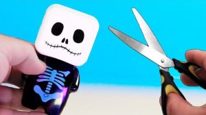 ℹ️ ЧТО ВНУТРИ У ЗОМБИ АНТИСТРЕССА | ОПЫТ - 17 АНТИСТРЕССОВ ПРОТИВ БЛЕНДЕРА |