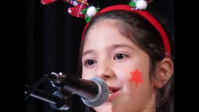 Болгарская девочка рецитирует стихи на русском языке