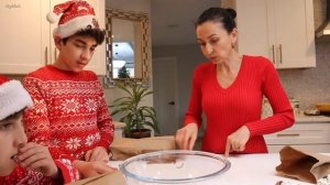 Я приготовил попкорн на кукурузном початке  Рождественская ёлка уже наряжена. ПЕРЕВОД. Эгине