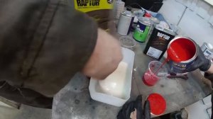 Покраска Нивы в красный раптор из краскопульта