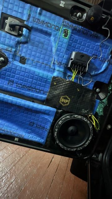 Dl audio Anaconda 165 Comp смотреть онлайн