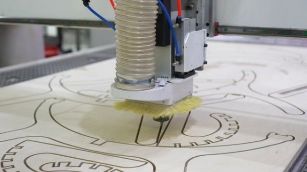 Кресло из фанеры. Параметрическая мебель на ЧПУ фрезерном станке с автосменой.