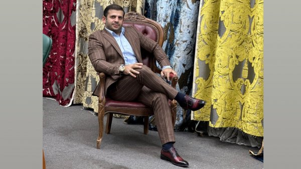 новогодние акция у Соломона. Большой выбор тюль, и шторы