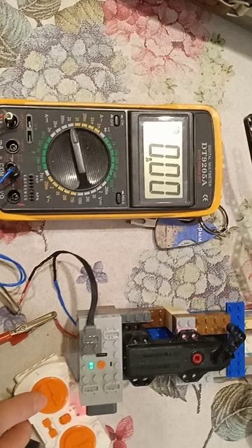 Какой ток потребляет мотор лего смотреть онлайн