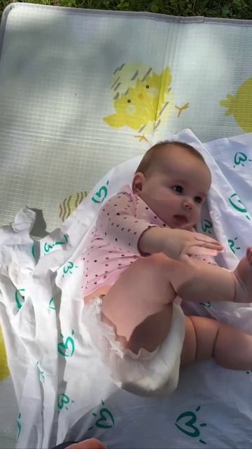 Ангелинка и муха. Лето 2024 года