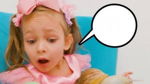 Майя и Мия готовят волшебные напитки с ярким блендером