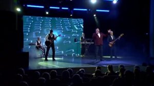 г Санкт-Петербург концер памяти Жанны Фриске.поёт Константин Ростовский "Доченька"