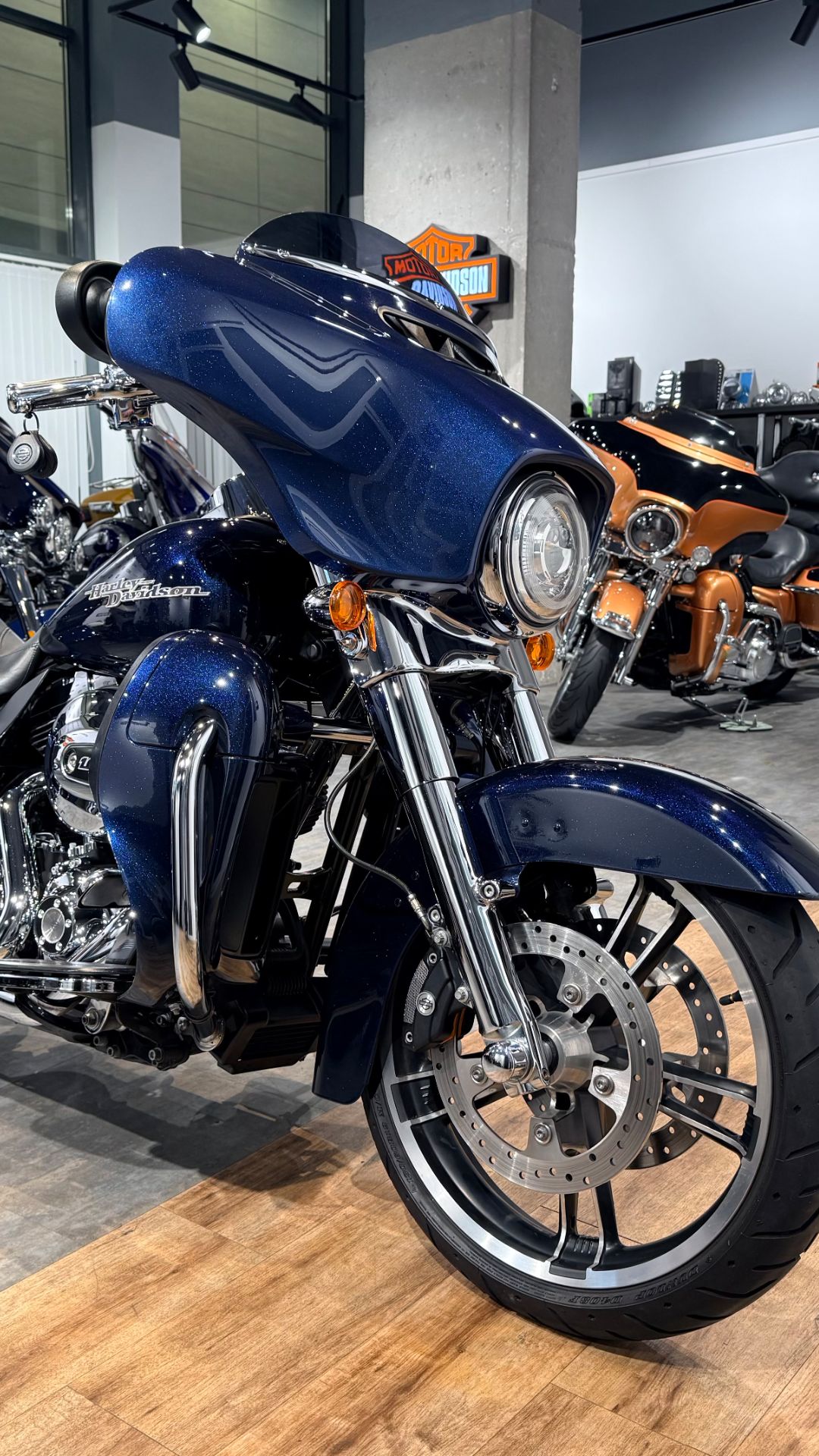 2013 HD Street Glide 103 ABS (Ocean Blue) смотреть онлайн