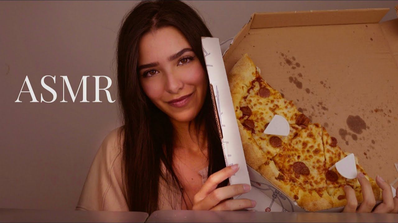 ASMR Eating: Spicy Challenge & Chitchat (Mouth Sounds!) смотреть онлайн