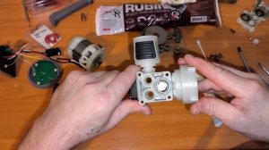 GEARCON. Замена сальников в помпе. Полный обзор. Аккумуляторная автомойка.