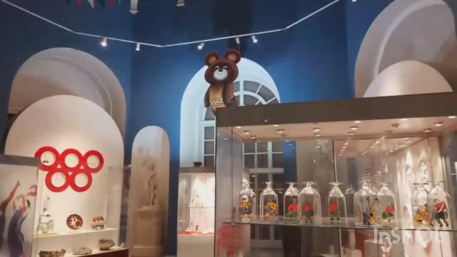 Выставка керамики о спорте 