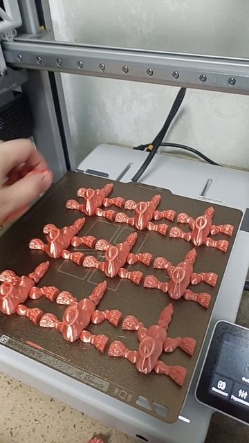 Печать подвижных лошадок из PLA пластика для новогодней елки смотреть онлайн