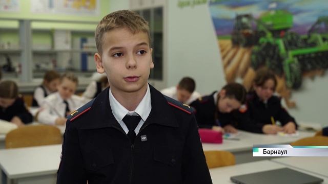 Алтайских школьников научили отличать натуральные продукты от еды с химикатами смотреть онлайн