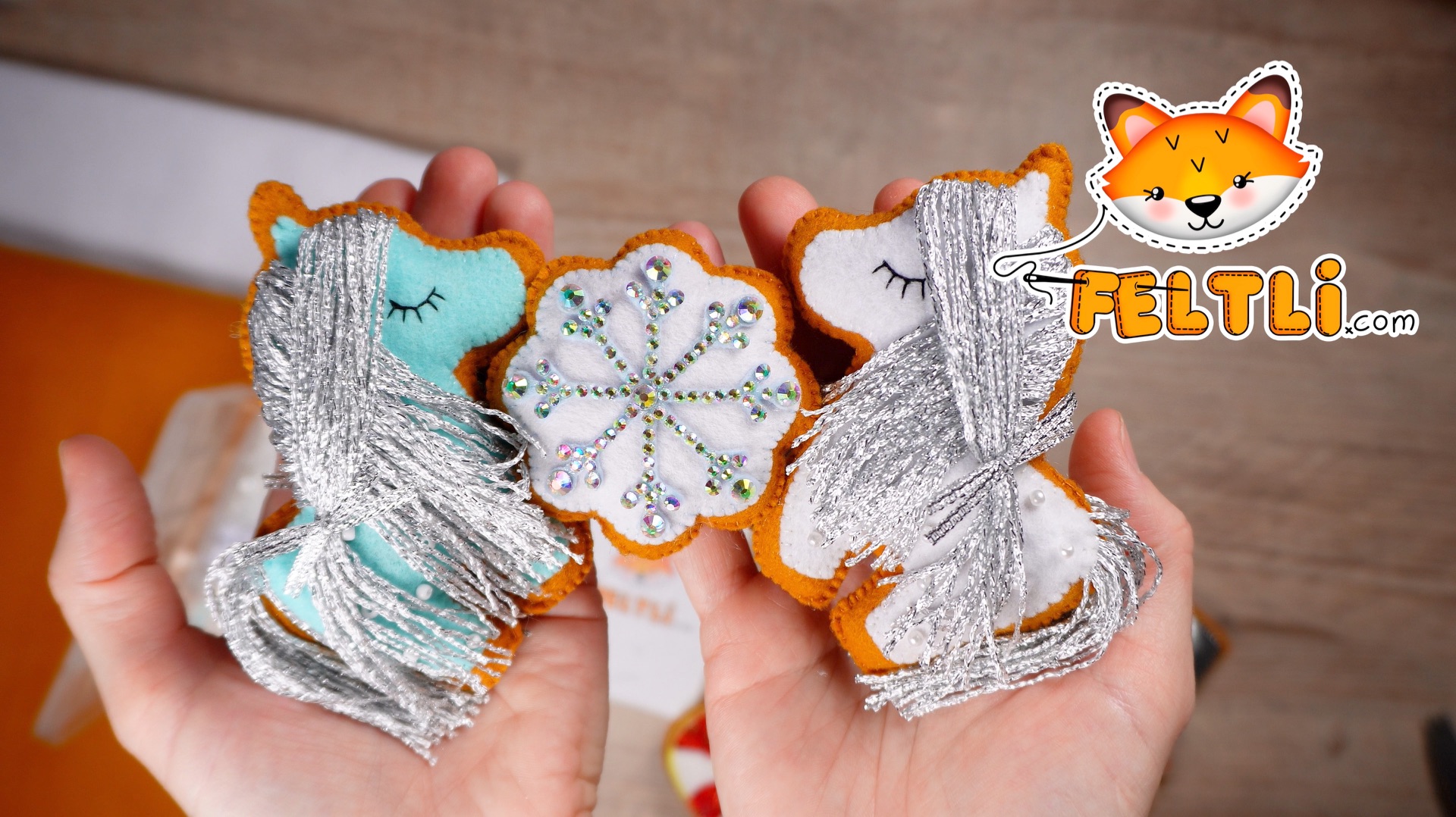 Мастер-класс Ёлочная игрушка Пряничная лошадка из фетра / Лошадка из фетра смотреть онлайн