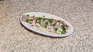 Как посолить селедку в домашних условиях. Вкусно.СЕЛЕДКА