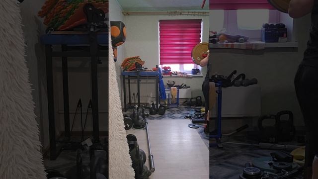 105кг смотреть онлайн