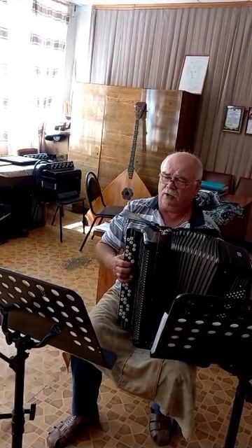 Шёл казак станицею