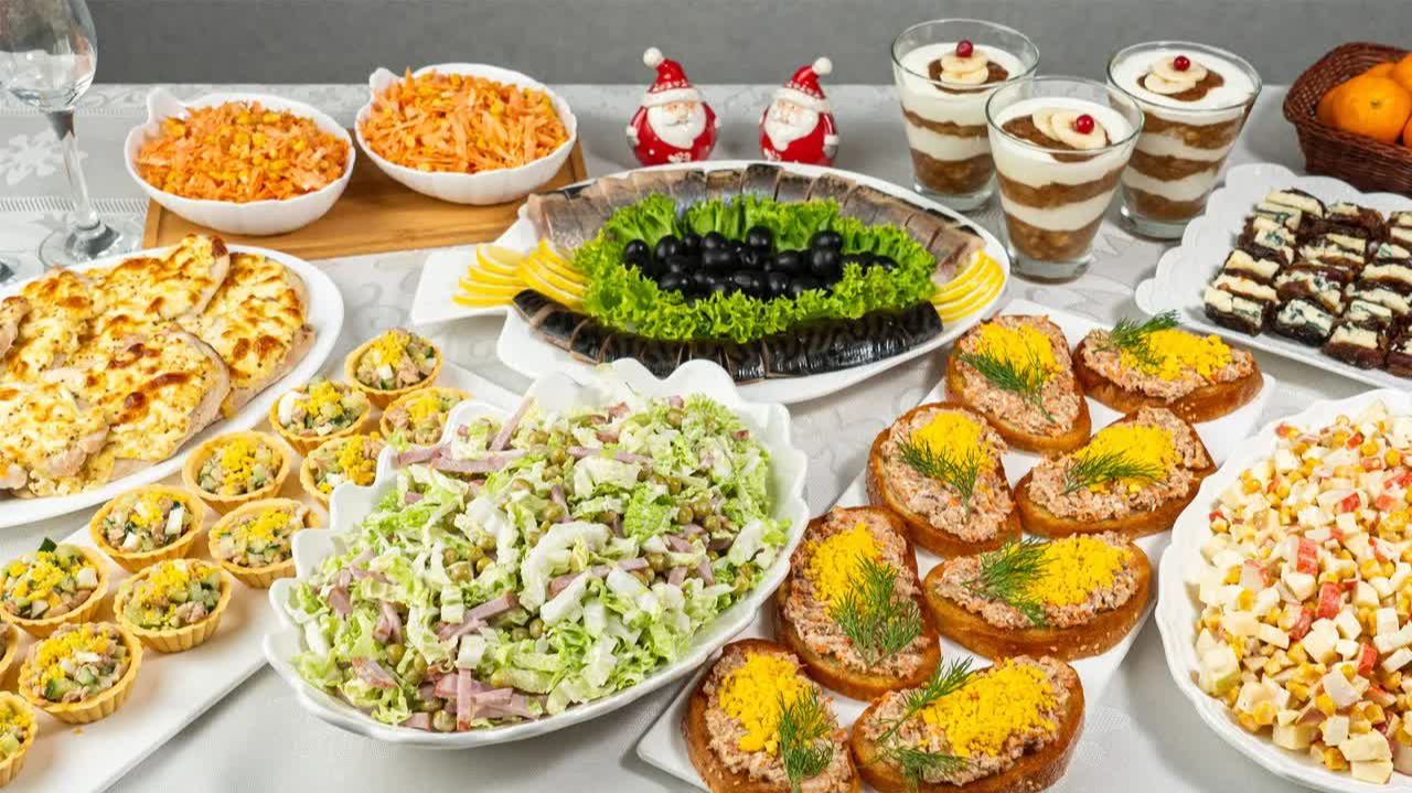 Меню на Новый год 2026! Новогодний стол: салаты, закуски. НОВОГОДНЕЕ МЕНЮ 2026 смотреть онлайн